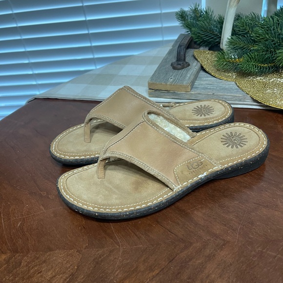 UGG Shoes - UGG Thong Flip Flop Leather Shearling Sandal